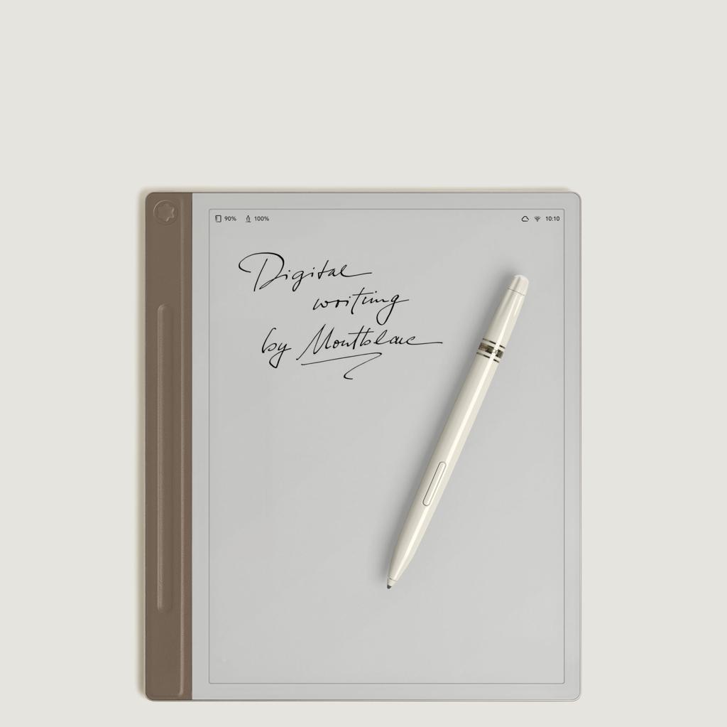 萬寶龍Digital Paper仿自書寫紙張的質感，2萬9400元。（MONTBLANC提供