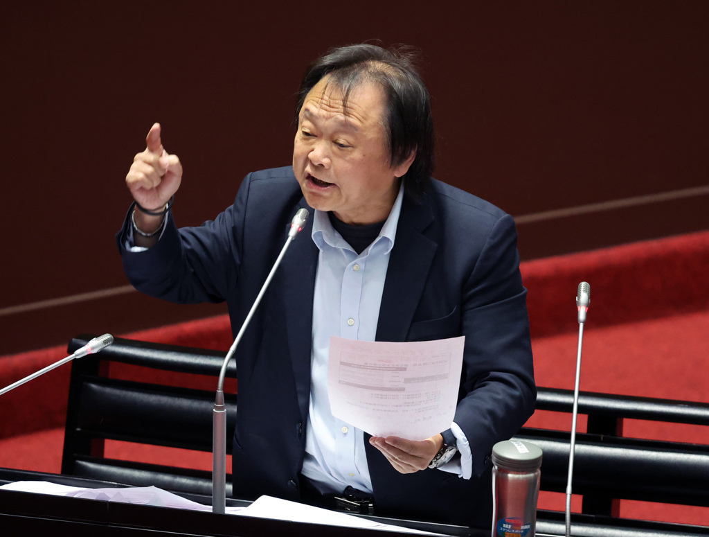 綠營突再傳2人選桃園市長   王世堅親曝「沒這樣想」：蔡其昌很合適