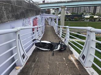 新北大橋奪命車禍  騎士疑自撞送醫不治