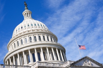 美政府關門40天露曙光！5民主黨人倒戈破僵局 參院通過法案