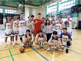 台銀球星張家禾指導 桃園青年志工籃球公益助弱勢青少年