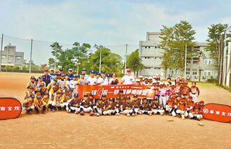 華南金扎根基層棒球 19年不間斷