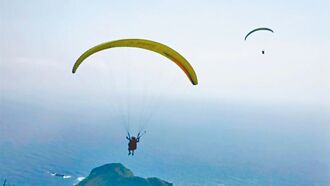 花蓮飛行傘納管 2業者申請許可