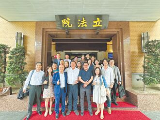 台南 極重症失能住宿補助 挨批僅萬元