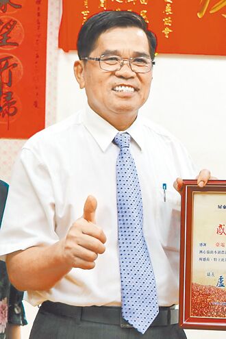 恆春鎮長恩怨深 前後任三腳督