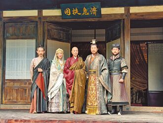 唐美雲歌仔戲燒錢：可買多棟信義區房子