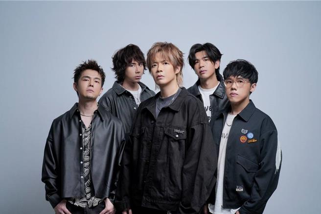 备受期待的「2026雄嗨趴」高雄跨年晚会继3日公布主持阵容后，第二波表演卡司10日曝光，高市府重磅邀请摇滚天团八三夭在倒数后接棒热唱。（高市府新闻局提供／洪浩轩高雄传真）