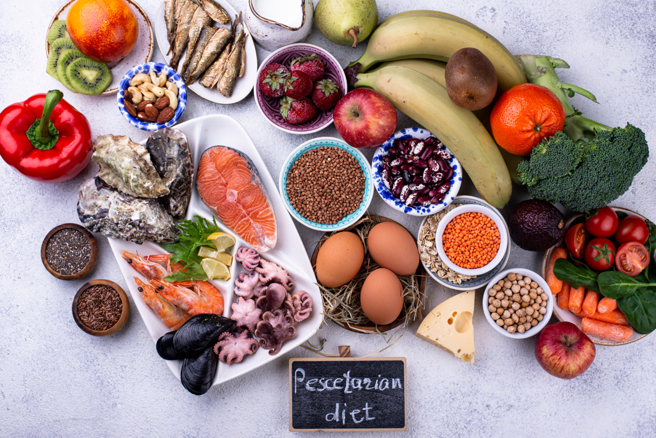 医师表示，每天吃莓果、豆制品、富含Omega-3的鱼类，有助改善慢性发炎的体质。（示意图，Shutterstock／达志）