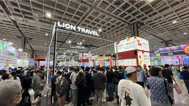 旅展落幕，雄獅旅遊以創新展館設計榮獲「最佳展館獎」。（雄獅旅遊提供）