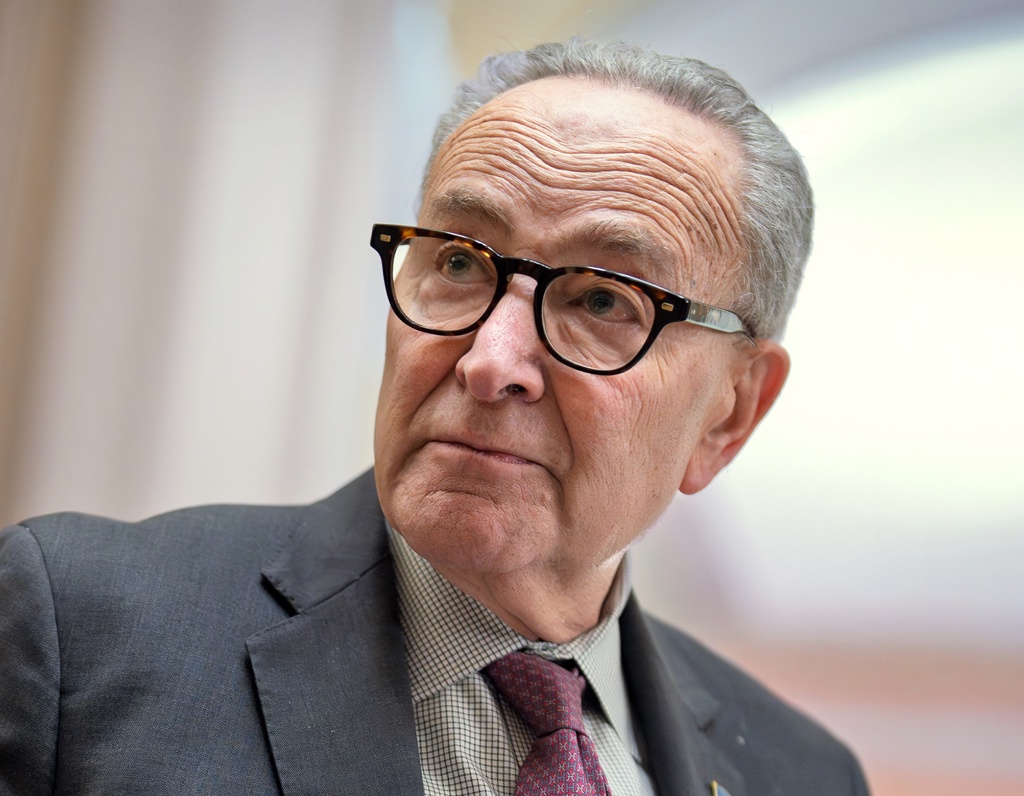 8議員倒戈挺終結政府關門 民主黨火了要領袖舒默下臺