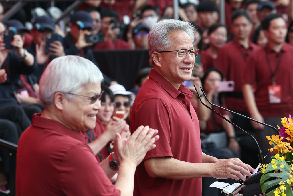 黃仁勳四度訪台美食地圖更新 坦言想去夜市但沒時間