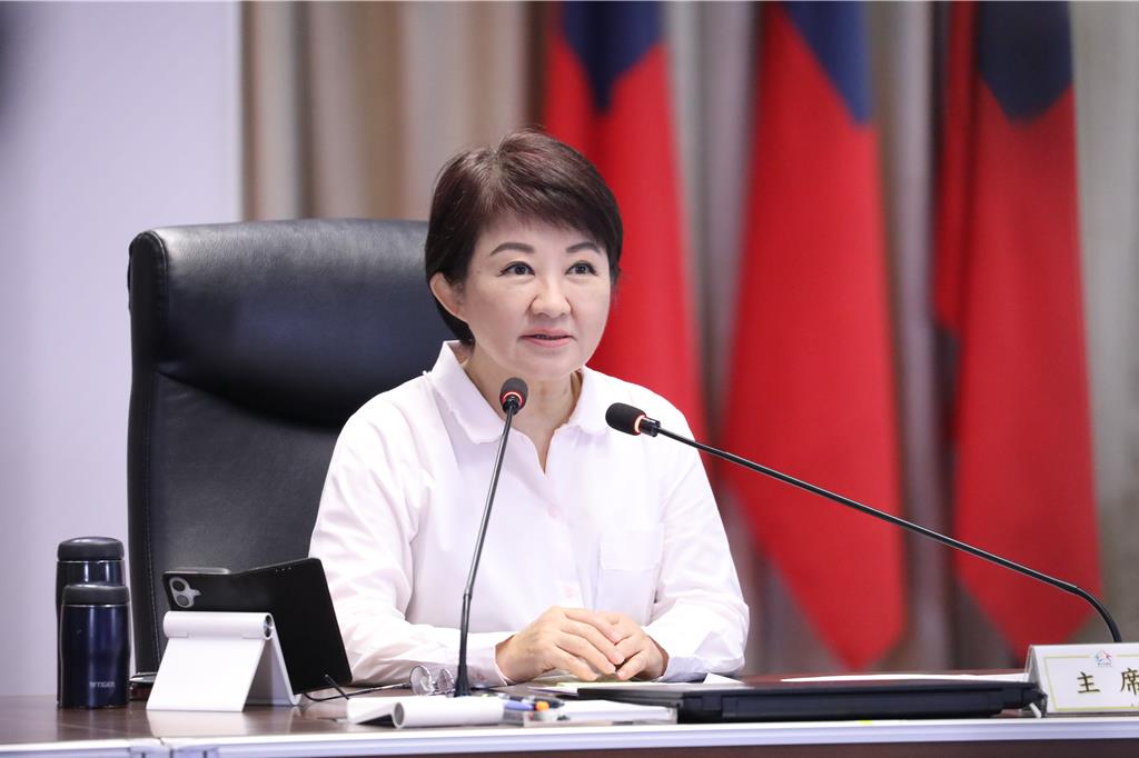 鳳凰來襲 台中預計今晚進入警戒區 盧秀燕籲遊客:明天別來