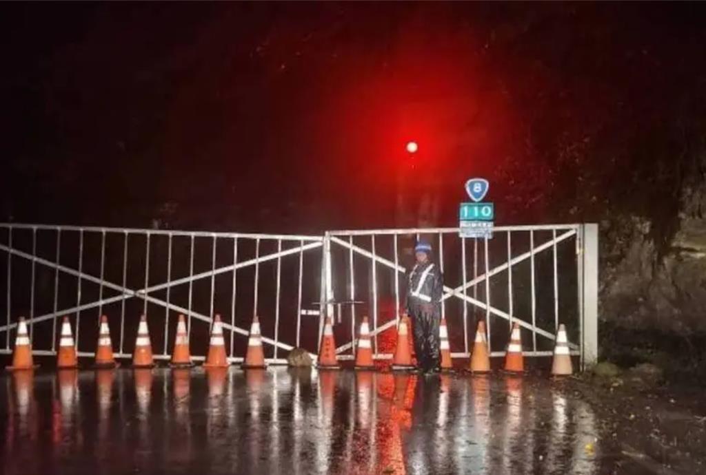 台中山區持續降雨!台8線梨山到大禹嶺恐預警性封閉