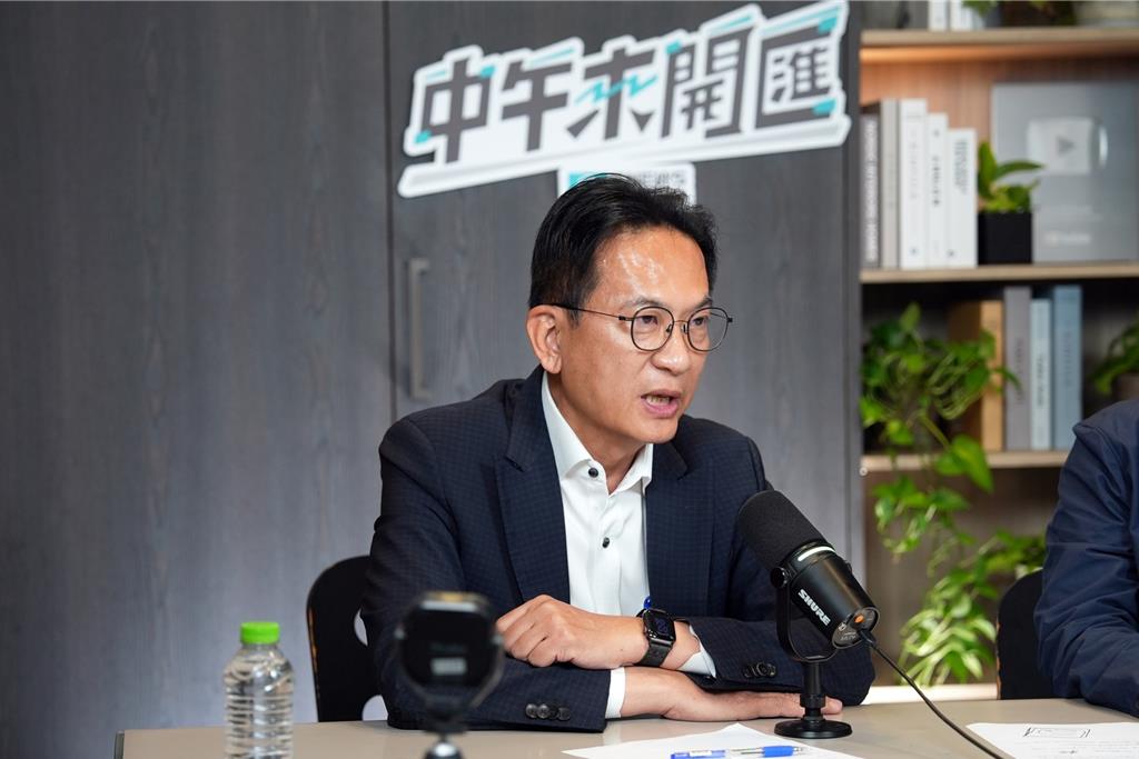 黃偉哲連任得票率與民調有差距 林俊憲憂「沈默的抗議」