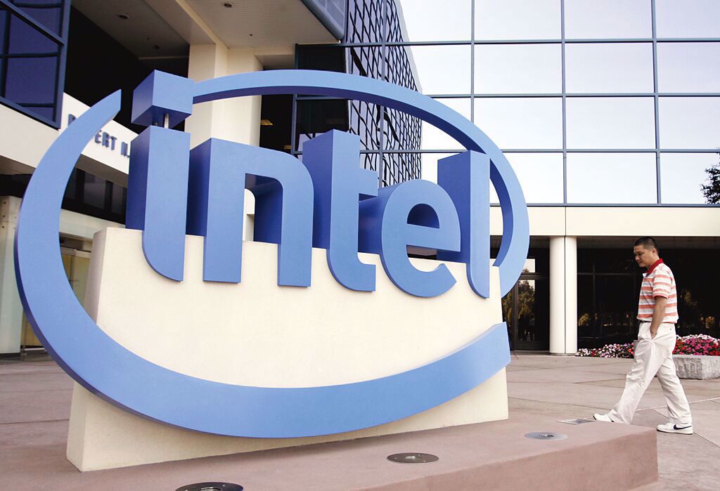 陳立武難救?英特爾晶圓代工慘淡 年營收僅台積電千分之一