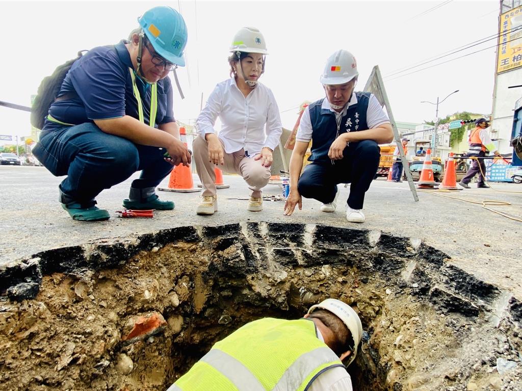 太扯！管線突壓降 台中大雅10戶「苦等五天」沒水用