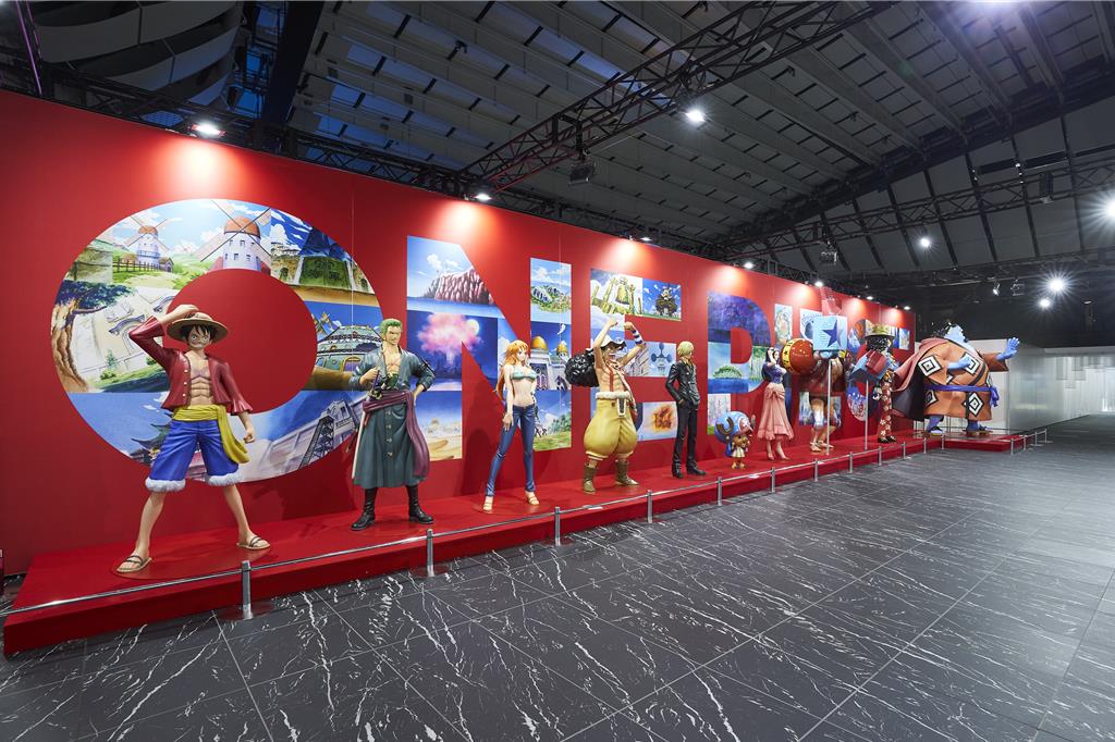  「ONE PIECE EMOTION 航海王動畫25周年紀念特展」打造主要角色們的等身公仔。（時藝多媒體提供／徐梓榕台北傳真）