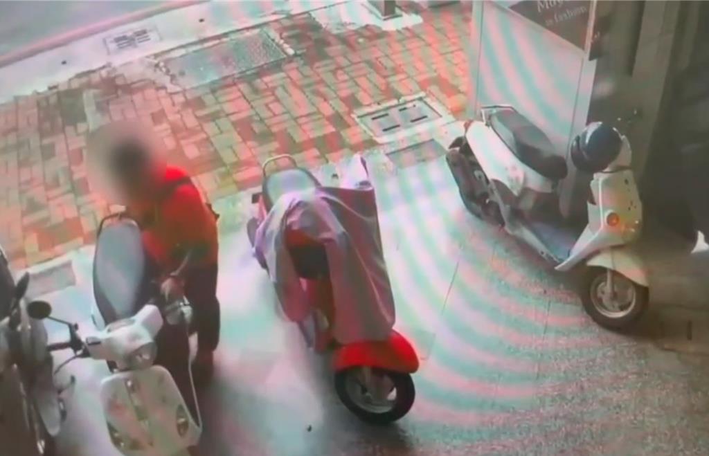 機車鑰匙未拔遭竊 犯嫌遭逮起子劃傷警罪加一等