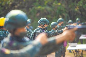 國軍上尉臉書開戰！怒轟上校「垃圾、政戰賤畜」 法院不受理原因曝