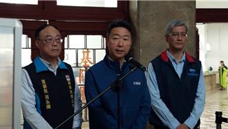 鳳凰來襲視察基隆港  陳世凱：持續勸離12海浬內船隻防擱淺