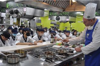 义大利名厨开讲 醒吾科大学生领略顶级厨艺