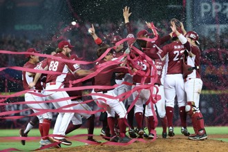 樂天球員直播疑酸球團「總冠軍都能換教練」 應援團長ABY發聲