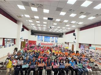 泰山5社區聯合成果展 94歲阿嬤親授鹼粽、蘿蔔糕古早味