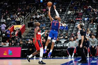 NBA》康寧汉疯狂出手45次「打铁31球」超越布莱恩纪录