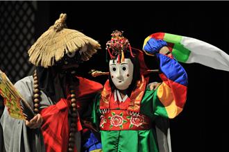 不畏颱風！潮州「大潮祭」如期登場 韓國國寶級假面舞首登台