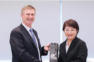 紐西蘭代表訪台中市府  與盧秀燕輕鬆聊奇異果、電影