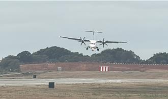 凤凰颱风海空双杀金门！12日航班、小三通停航