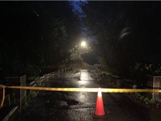 凤凰豪雨酿瑞芳土石坍崩　全区预计劝离567人