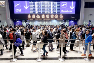 凤凰颱风逼近高屏！国内外航班异动一次看