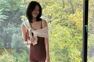 《许我耀眼》陈伟霆升格人父 超模妻产后首露面「逆天身材」太惊艳