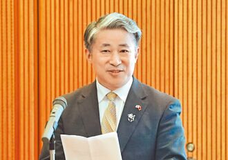 陆战狼外交官呛斩首 日强烈抗议