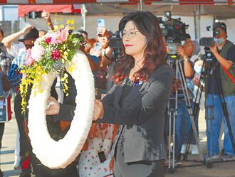 被民进党扣红帽反杀 蔡正元吁郑多听意见