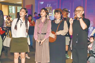 王瞳同居宫美乐 曝天天袒裎相见