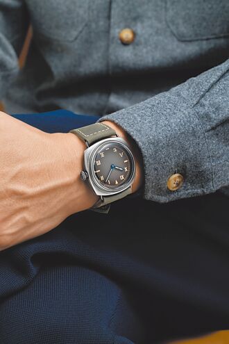 沛纳海添中文时标 浓浓东方味