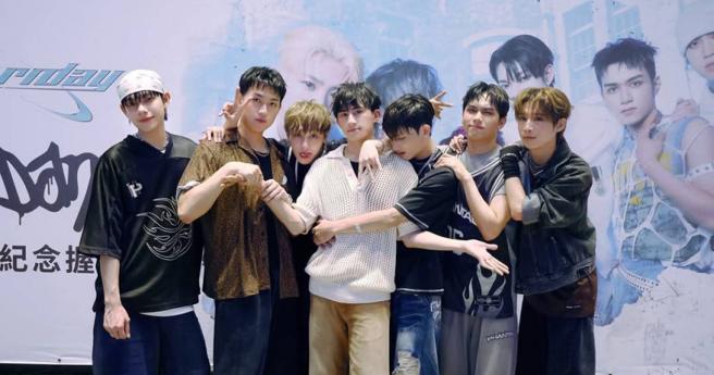 成军两年的Saturnday将在11月22日出道日前夕举办见面会及签名会。（图／翻摄自Saturnday IG）