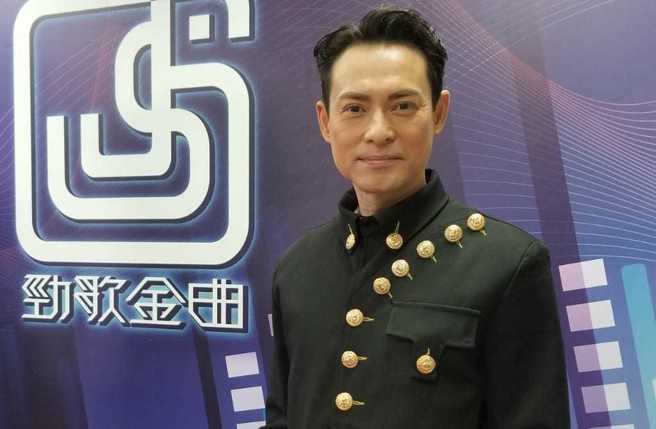 海俊傑證實妻患急性肝衰竭，曬醫院近照揭真實現況。（圖／微博 海俊傑）