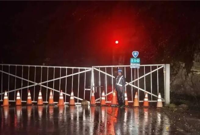 台8線85公里到110公里梨山到大禹嶺段不排除封閉。 (民眾提供／李京昇台中傳真)