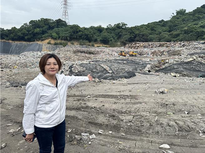 陳雅惠要求市府強化監測。（陳雅惠服務處提供／李京昇台中傳真）