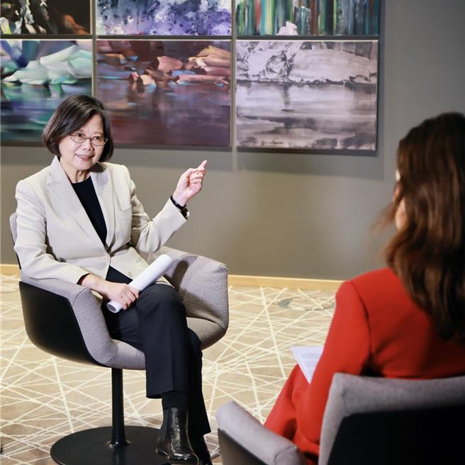 蔡英文向德媒表示：會讓台灣人民做好應對可能到來的入侵或其他突發事件的準備。蔡英文辦公室提供