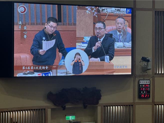 新北市議員黃心華提到，新北市共有3500個坡地社區，其中僅有1317個有管委會，代表超過一半的社區日常管理無人協助，呼籲新北市府應從事權整合、建立坡地安全資料庫、補助監測、法規面設置四方向來改善坡地社區的管理。（柯毓庭攝）