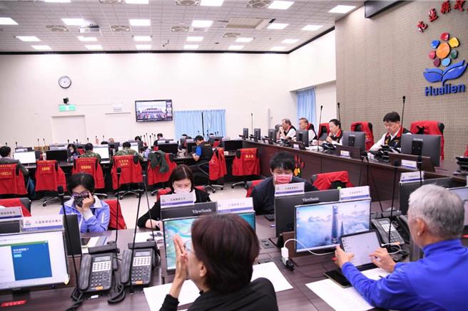 花蓮縣政府宣布，明天除光復、萬榮及鳳林等3鄉鎮停班、停課，其餘正常上班、上課。（花蓮縣政府提供／羅亦晽花蓮傳真）