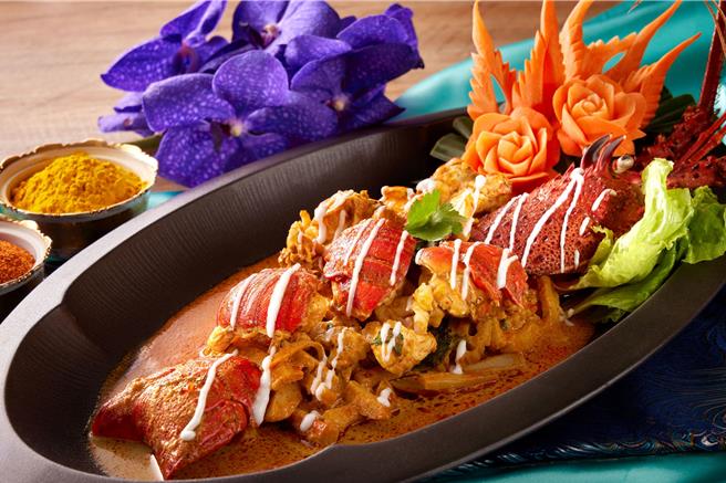 「SUKHOTHAI」泰式餐廳推出「萬元泰式桌菜」，6至8人可享用豐盛分享餐，每組10，000元，最高省下5700元，折扣約63折。(台北喜來登大飯店提供)