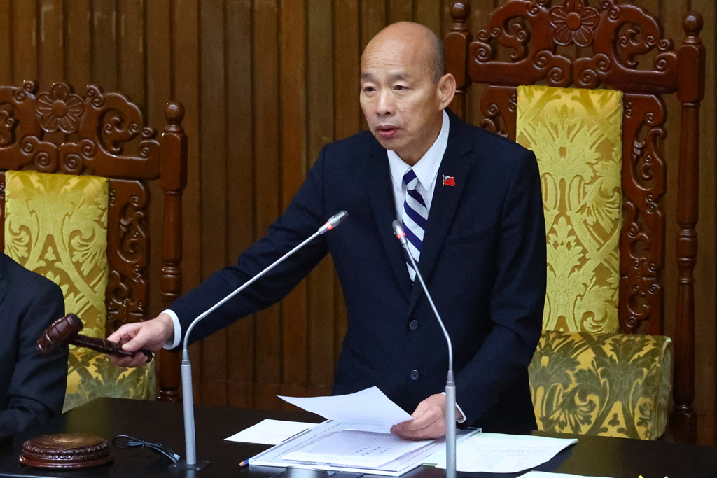 遭賴清德點名聲援沈伯洋 韓國瑜最新發文:老牛「不待揚鞭自奮蹄」