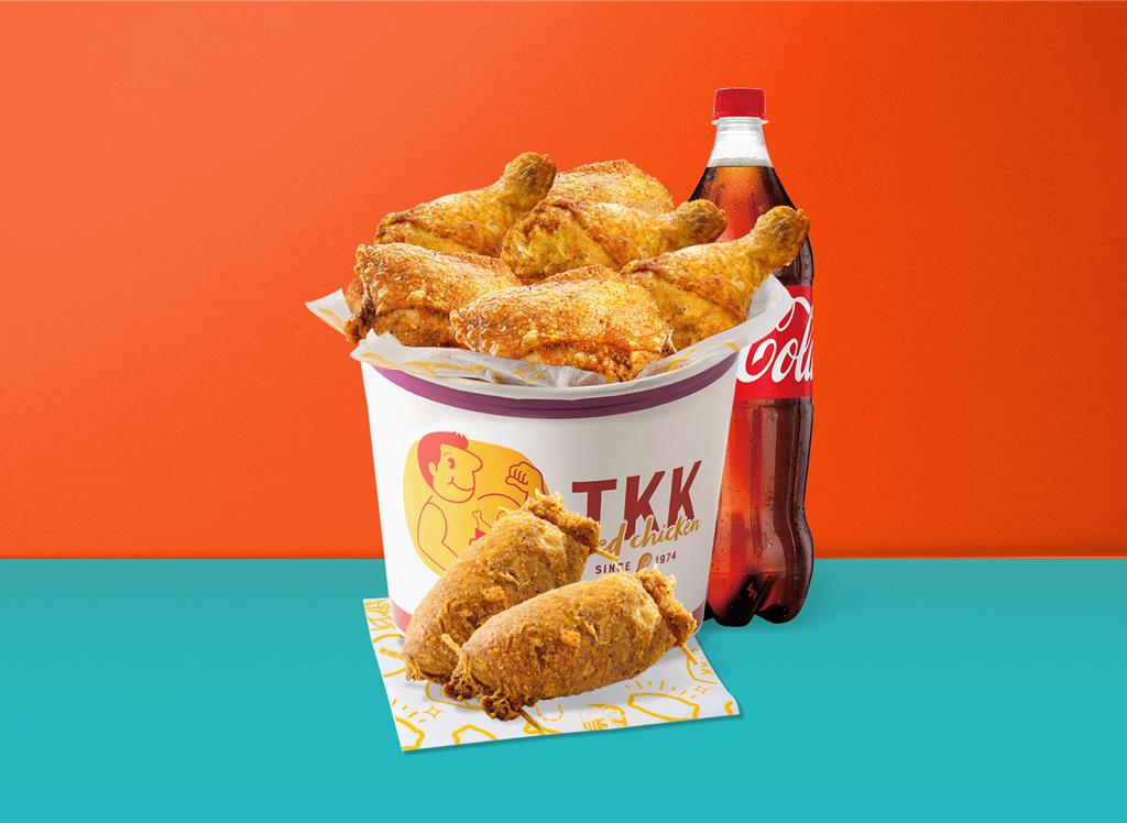 頂呱呱11月16日前主打超值「雙11狂炸桶」，449元。（頂呱呱提供／朱世凱台北傳真）