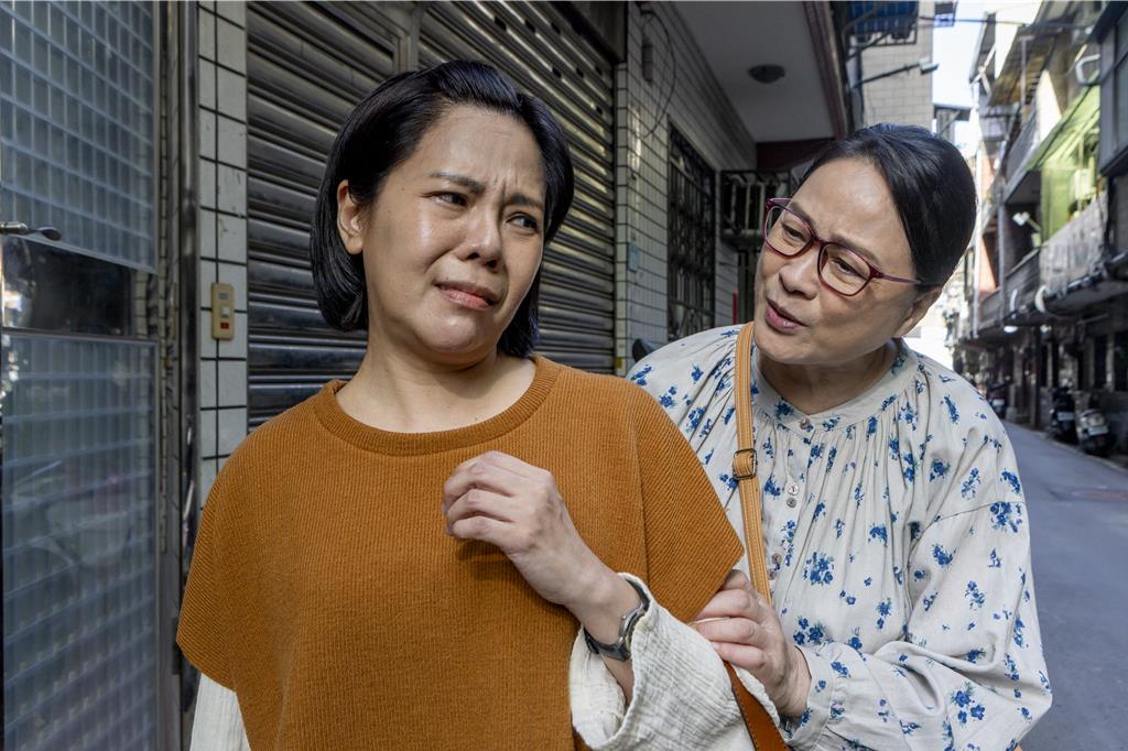 陸小芬窮追不捨到處「堵」她！ 錦雯竟讓影后吃閉門羹