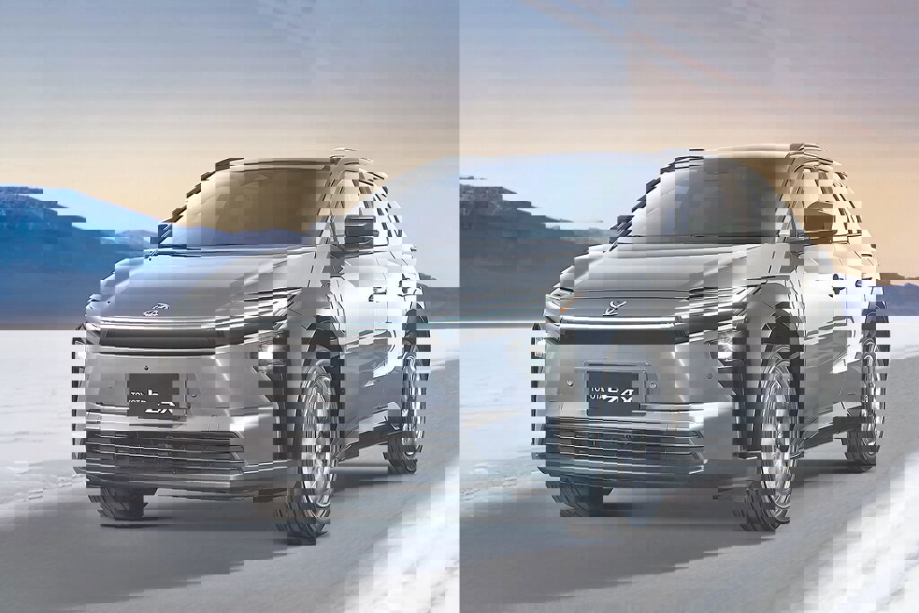 和泰汽車針對本月下訂TOYOTA bZ4X即享6個月隨插即充，充電吃到飽。（和泰汽車提供）
